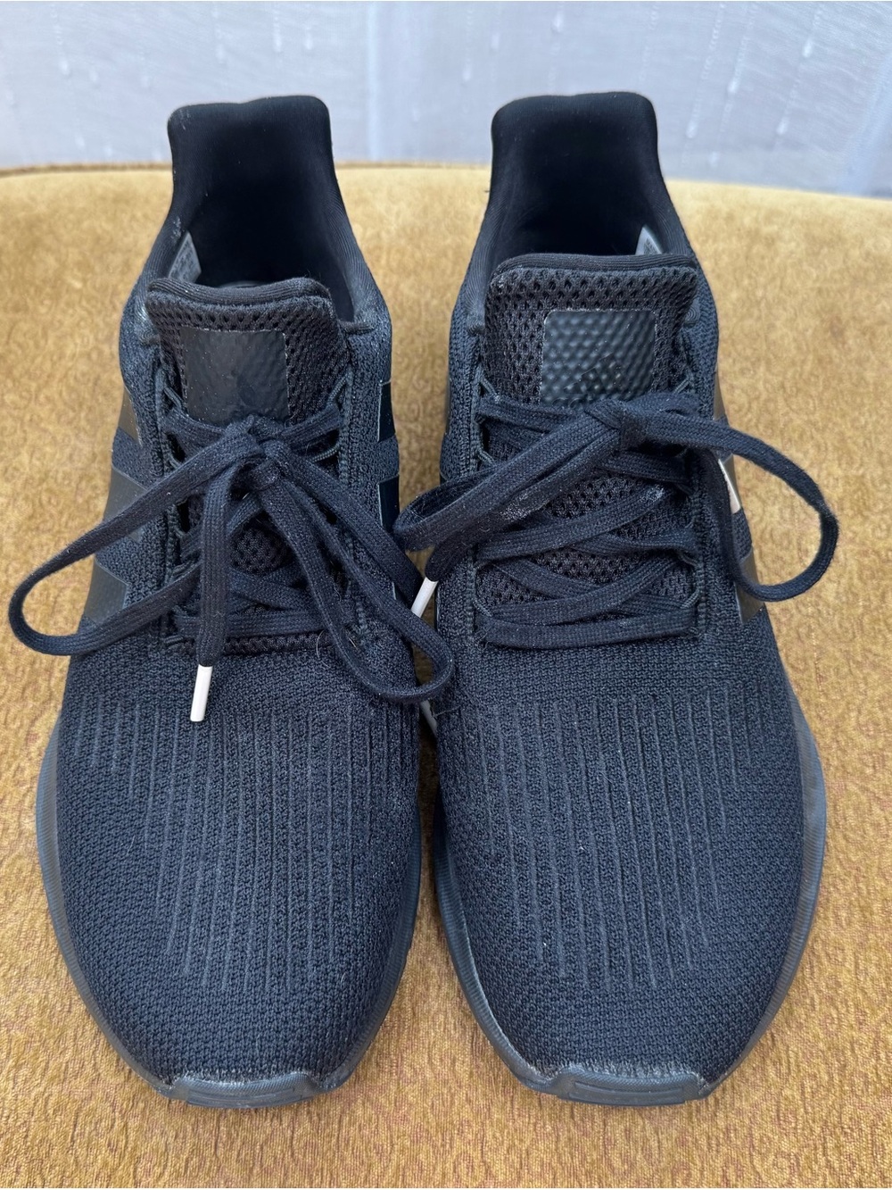 adidas Women's Sz 10 Black Knit Running Sneakers